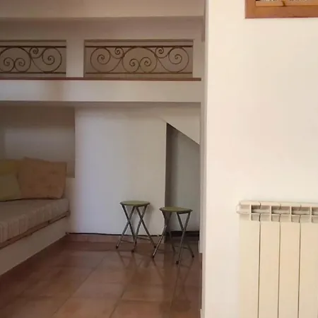 Grand T3 Atypique Lägenhet *